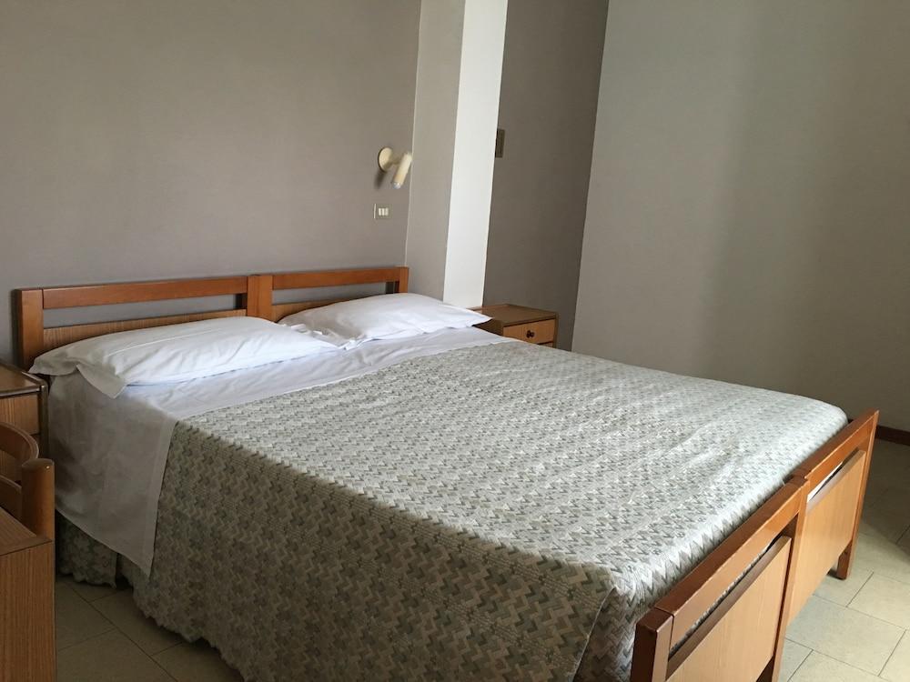 Hotel Plutone Cervia Dış mekan fotoğraf
